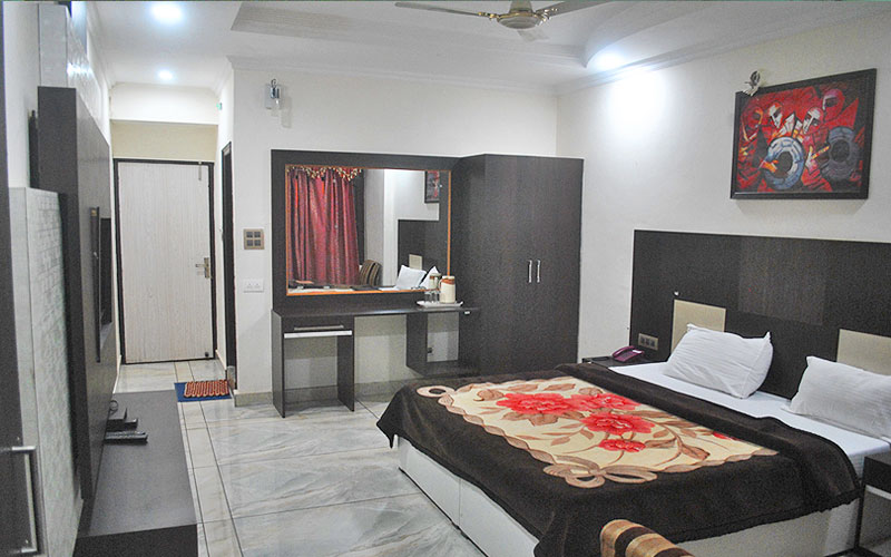 super deluxe rooms in mcleodganj